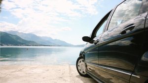 urban worldwide 5reasons to choose luxury car services for your summer gateway img1